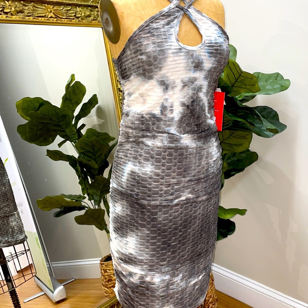 Hot Kiss bodycon spandex blend dress in grey and white size small